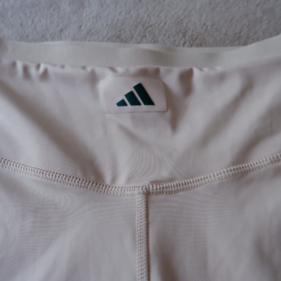 ADIDAS Sports Club Shorts NWT - Picture 5 of 8